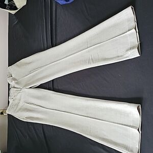 Size 6 long light grey Express pants